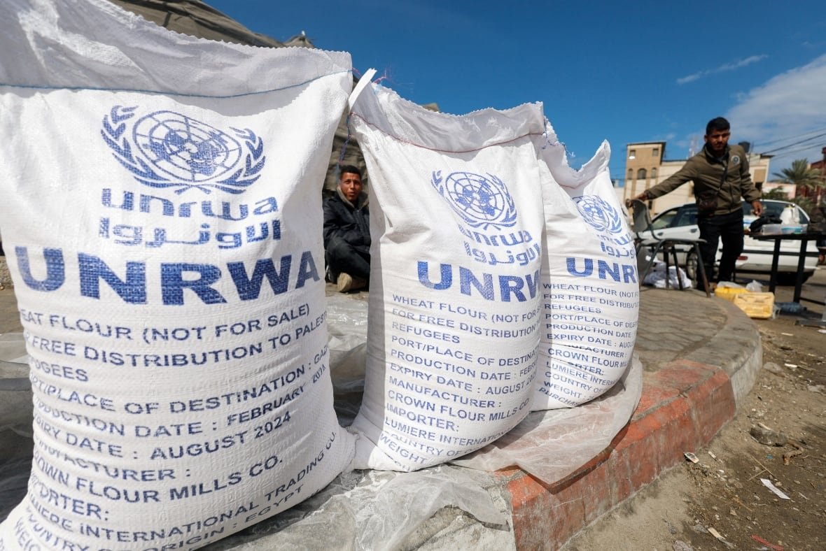 israel-palestinians-detainees-unrwa-report Bags of flour