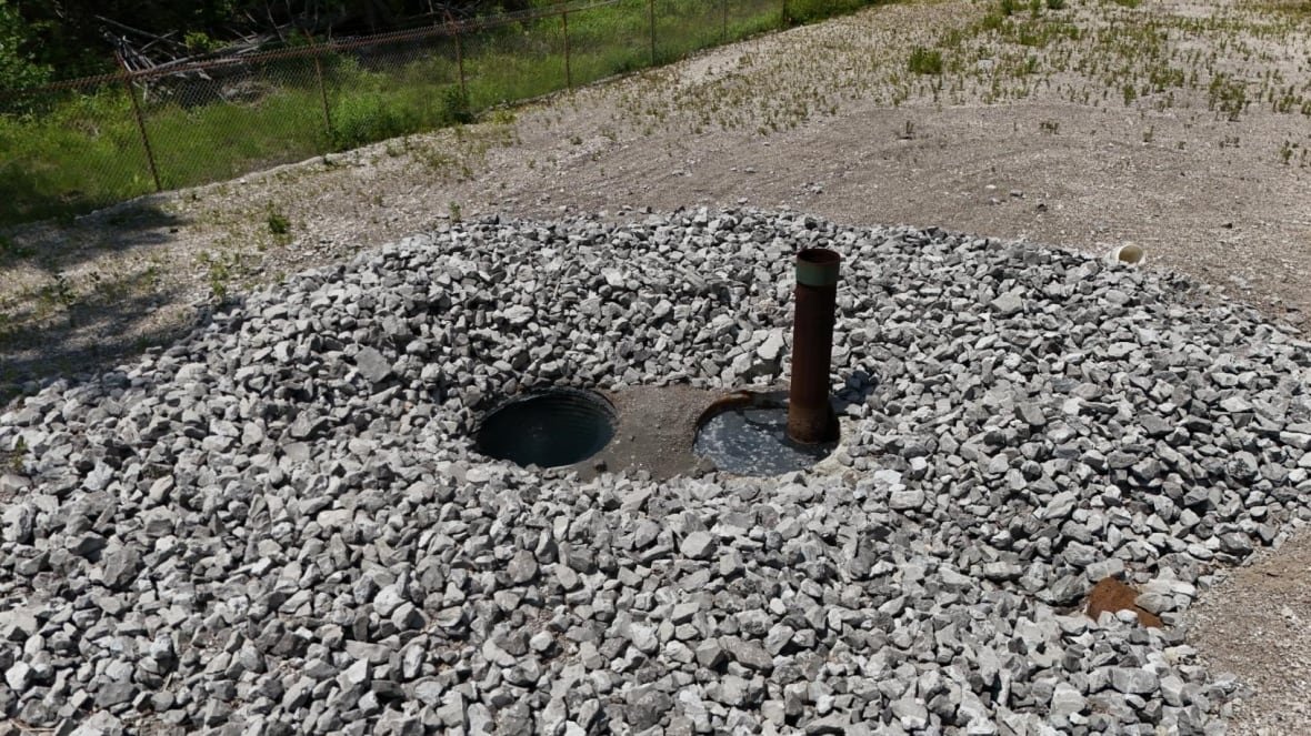 norfolk-county-legacy-gas-well This old gas well in Norfolk County, Ont., is leaking pollutants into its surroundings. Local residents have suffered; there are thousands of abandoned gas wells in the region that need to be remediated.