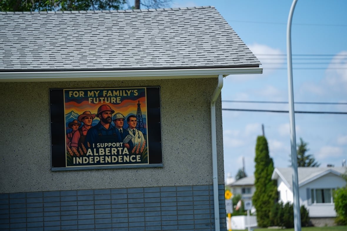 alberta-independence-20250615 Artwork about Alberta independence is seen on the outside of a house in Edmonton on Sunday, June 15, 2025.
